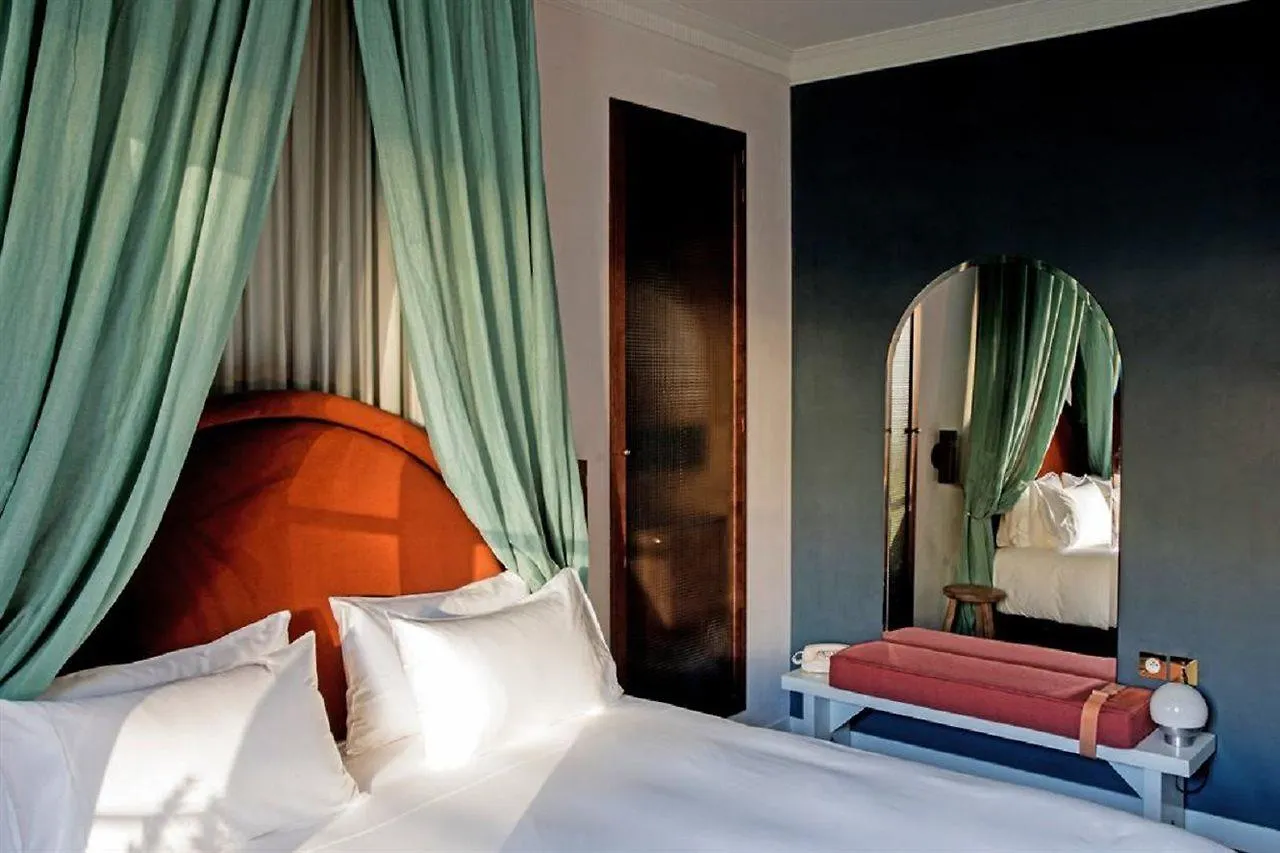**** Hotel Grands Boulevards Experimental Paris France