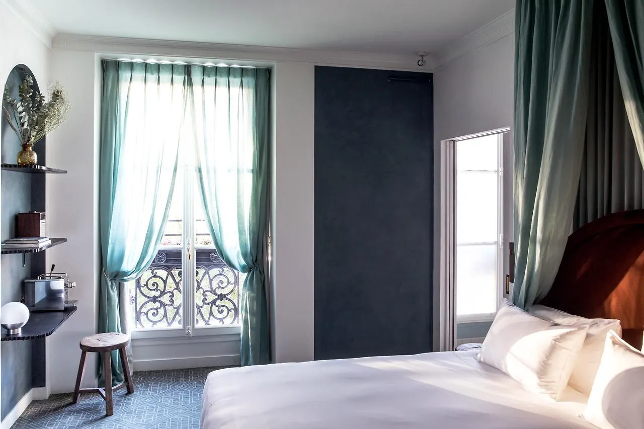 **** Hotel Grands Boulevards Experimental Paris France